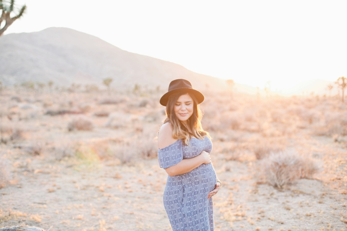 Joshua Tree Maternity Session - Megan Welker Photography044