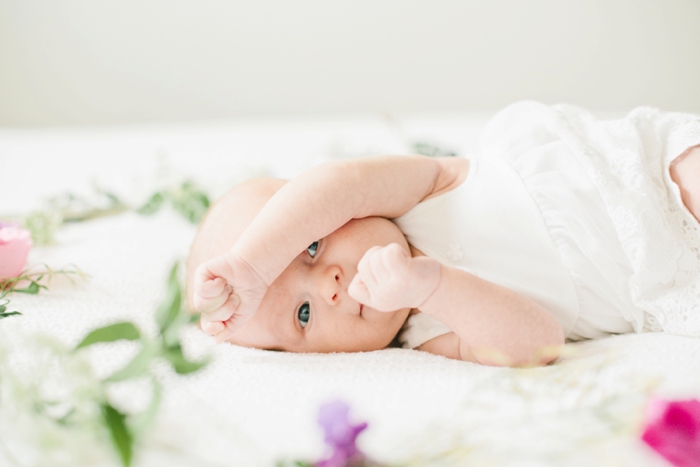 one-month-floral-baby-photos-megan-welker-photography-004