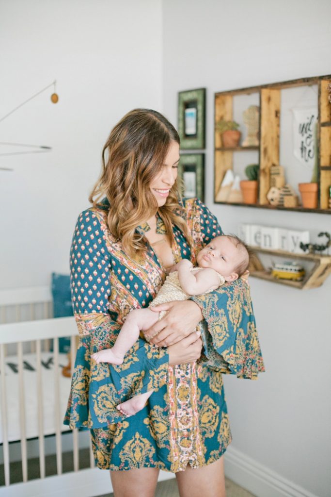 lifestyle-at-home-newborn-session-megan-welker-photography-009