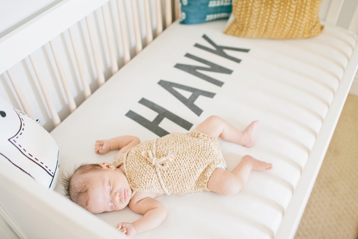 lifestyle-at-home-newborn-session-megan-welker-photography-021