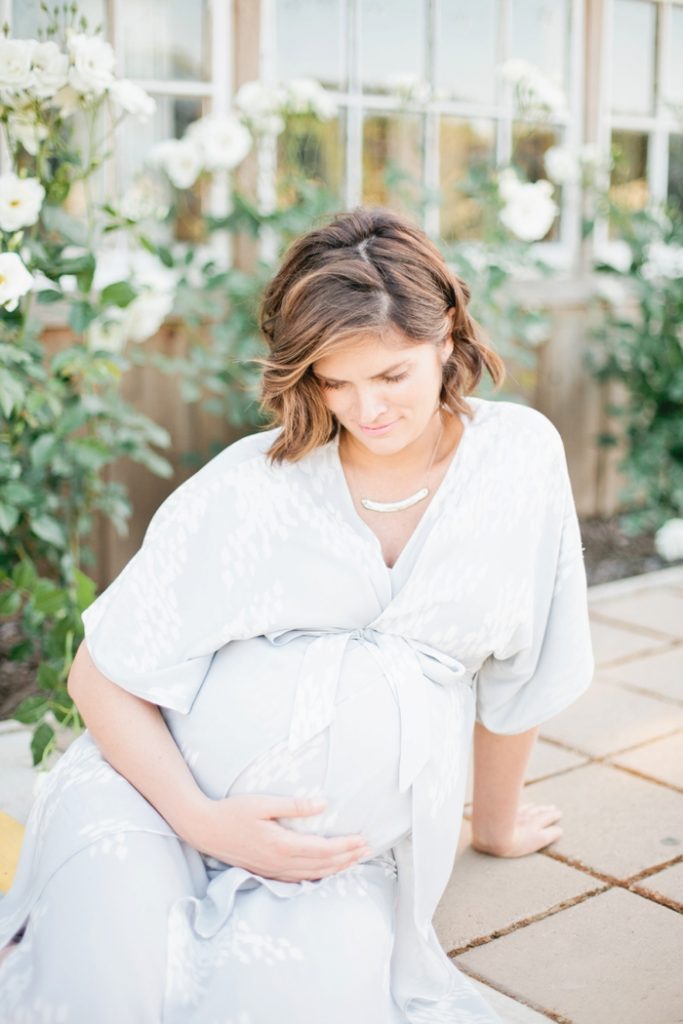 historic-seven-sycamores-ranch-maternity-session-megan-welker-photography-007