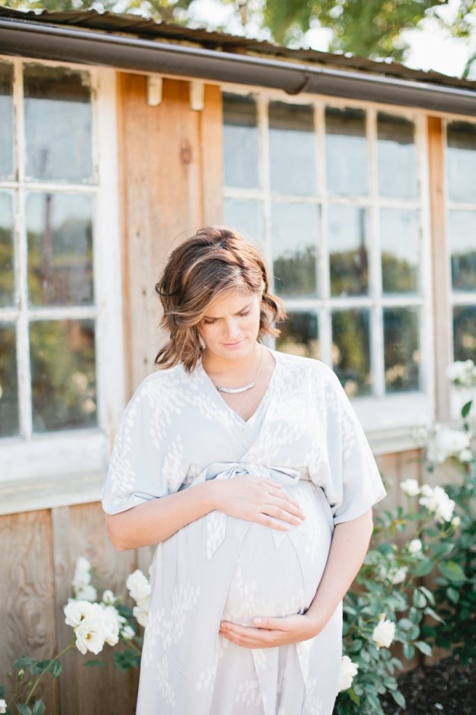 historic-seven-sycamores-ranch-maternity-session-megan-welker-photography-019