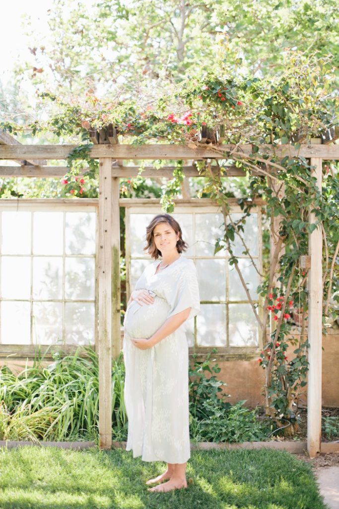 historic-seven-sycamores-ranch-maternity-session-megan-welker-photography-020