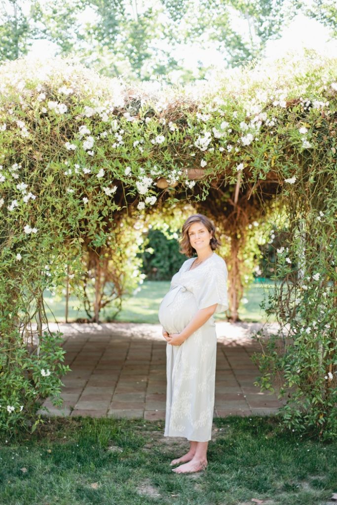 historic-seven-sycamores-ranch-maternity-session-megan-welker-photography-029
