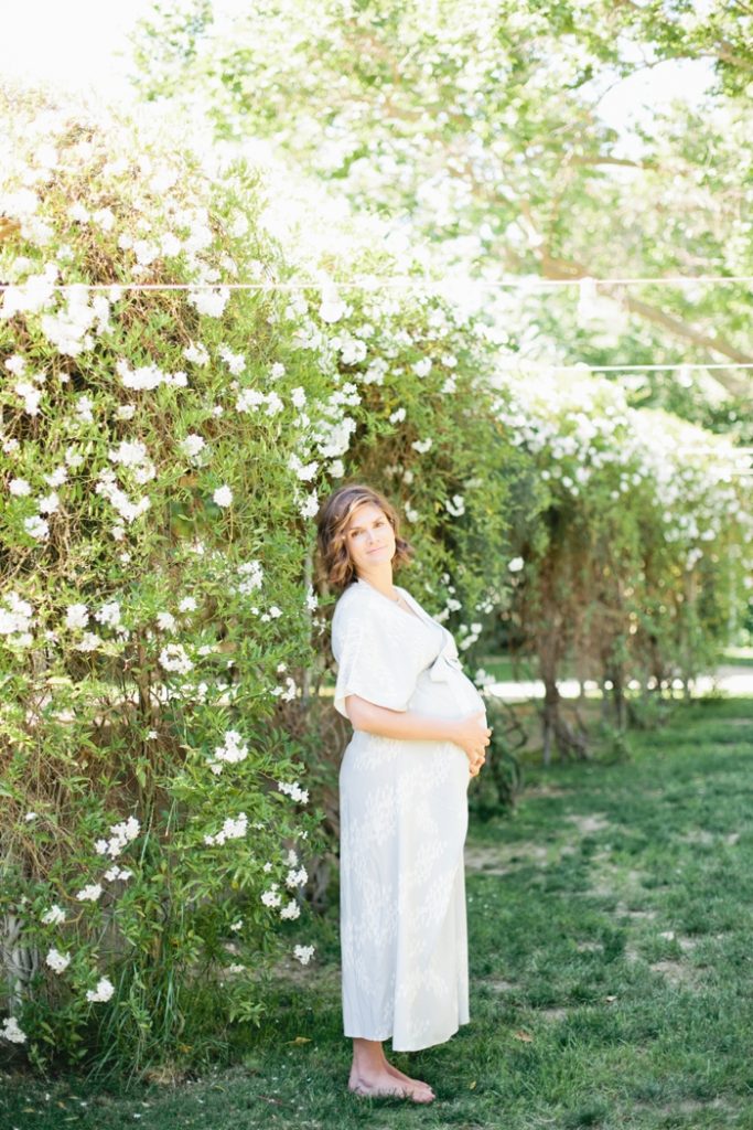 historic-seven-sycamores-ranch-maternity-session-megan-welker-photography-036